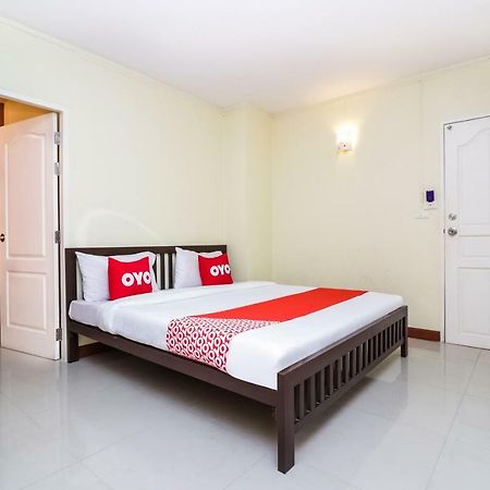 Oyo 237 Thitikorn Grandview Hotel Ban Pak Khlong Si Eksteriør billede