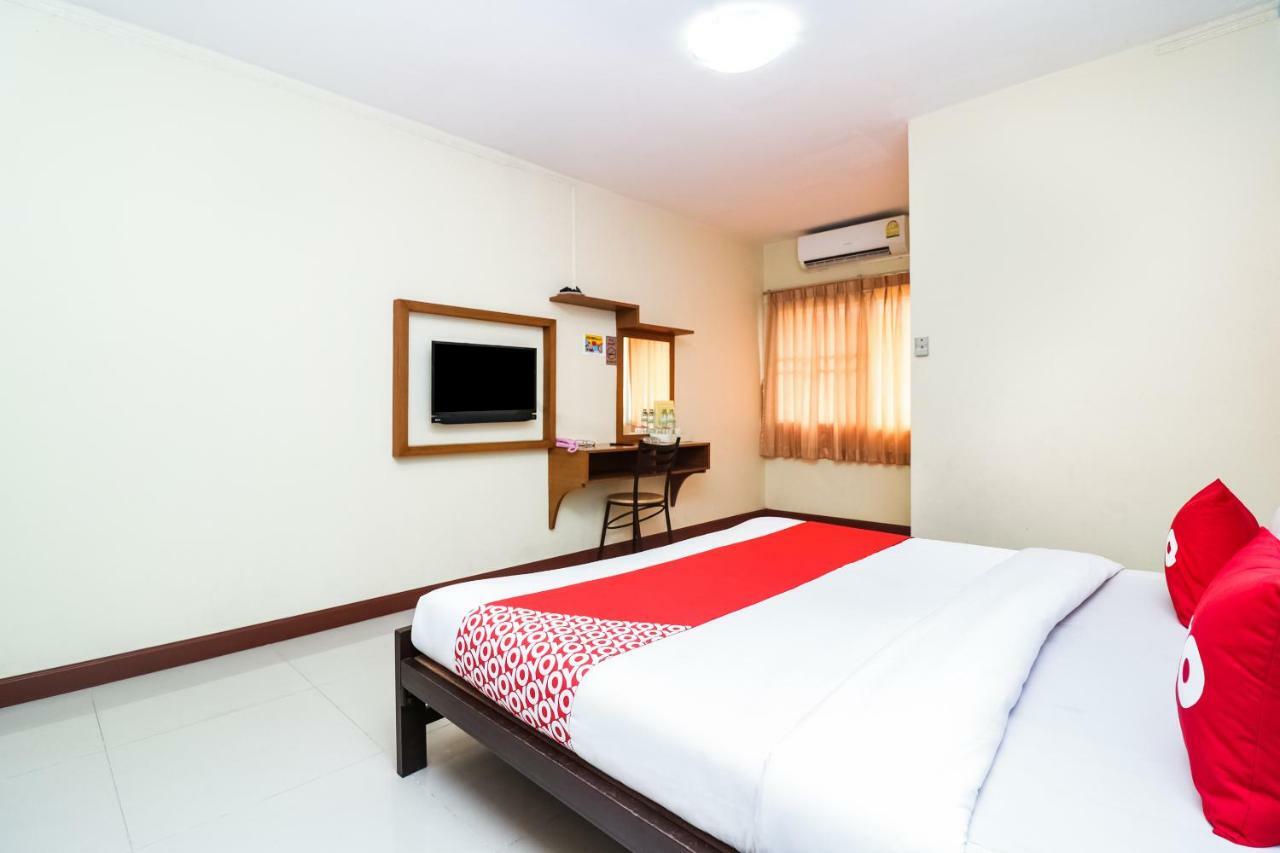 Oyo 237 Thitikorn Grandview Hotel Ban Pak Khlong Si Eksteriør billede