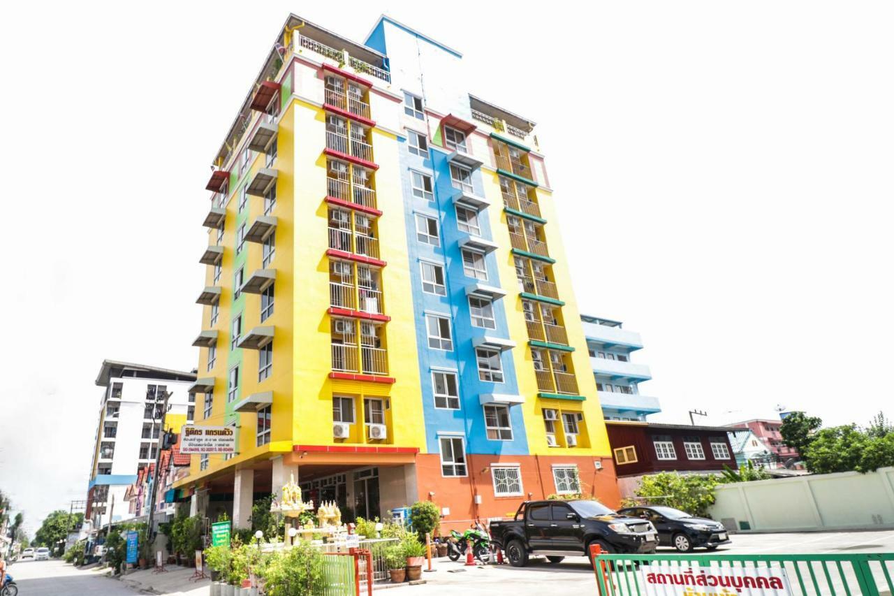 Oyo 237 Thitikorn Grandview Hotel Ban Pak Khlong Si Eksteriør billede